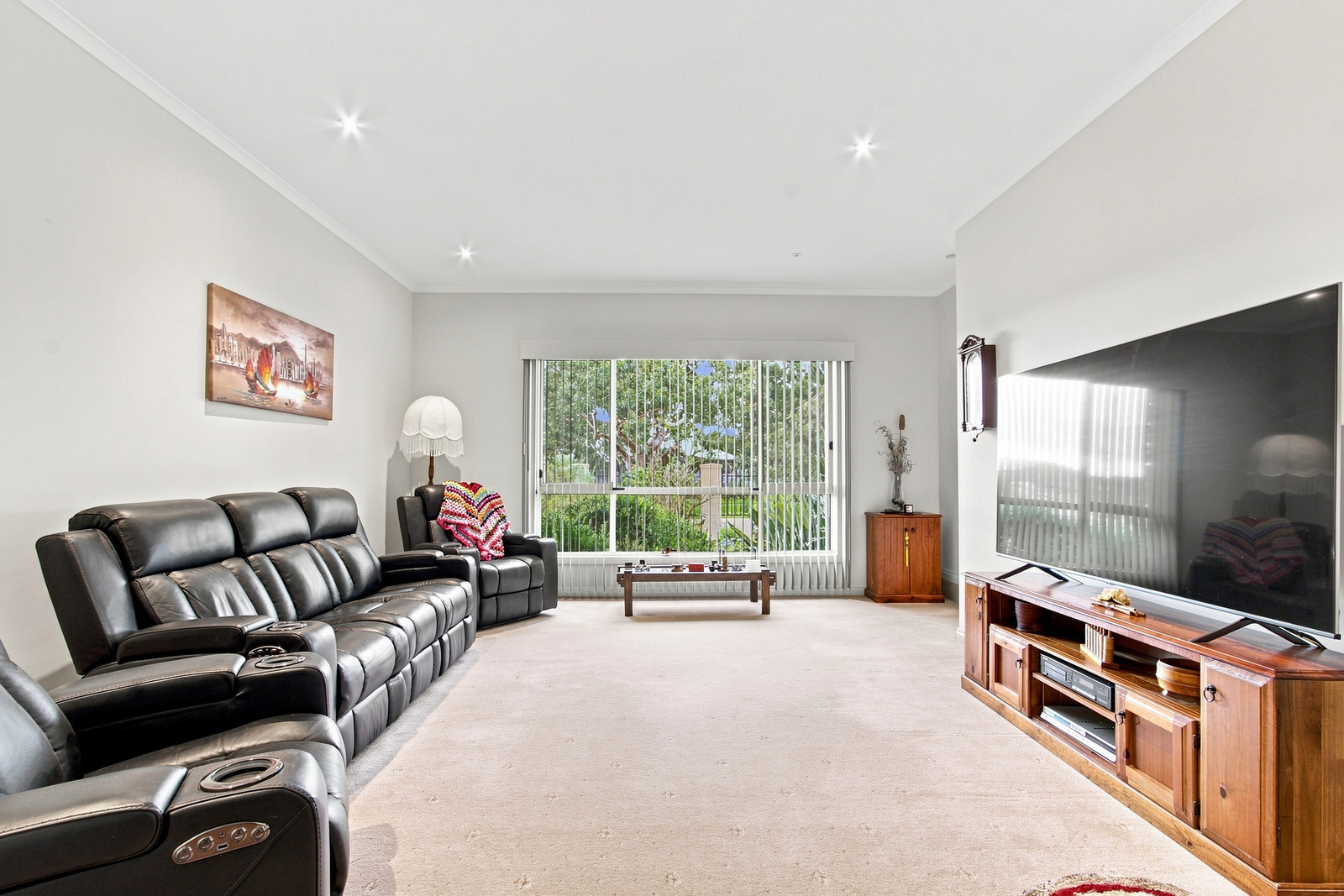 18-20 Ayres Court, Rosedale, VIC 3847 AUS