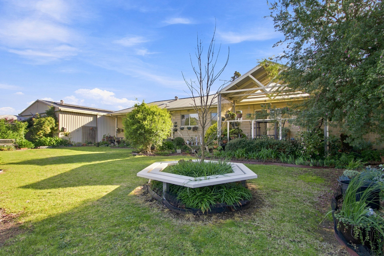 18-20 Ayres Court, Rosedale, VIC 3847 AUS