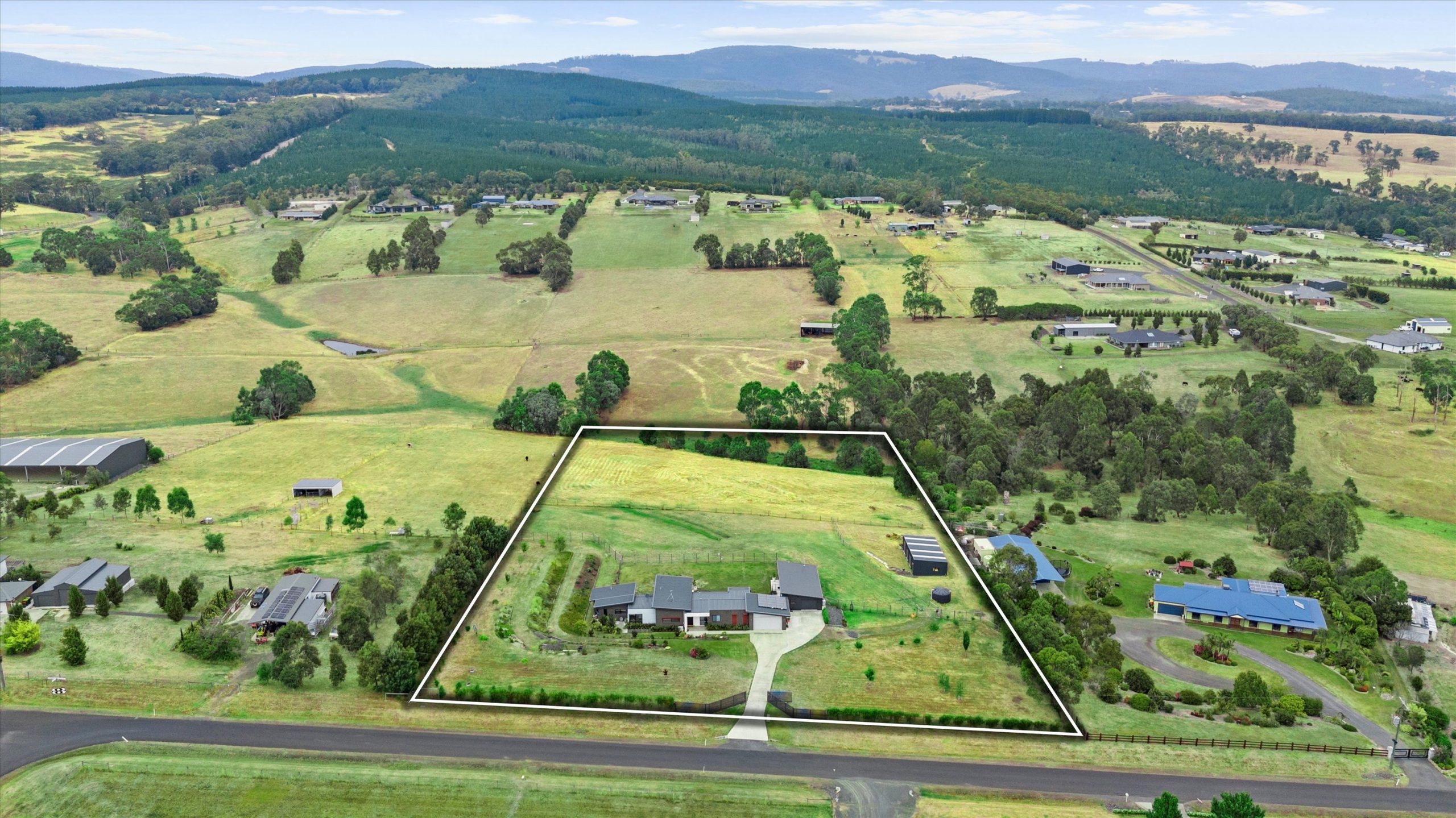 13 Hazelwood Ridge, Hazelwood North, VIC 3840 AUS