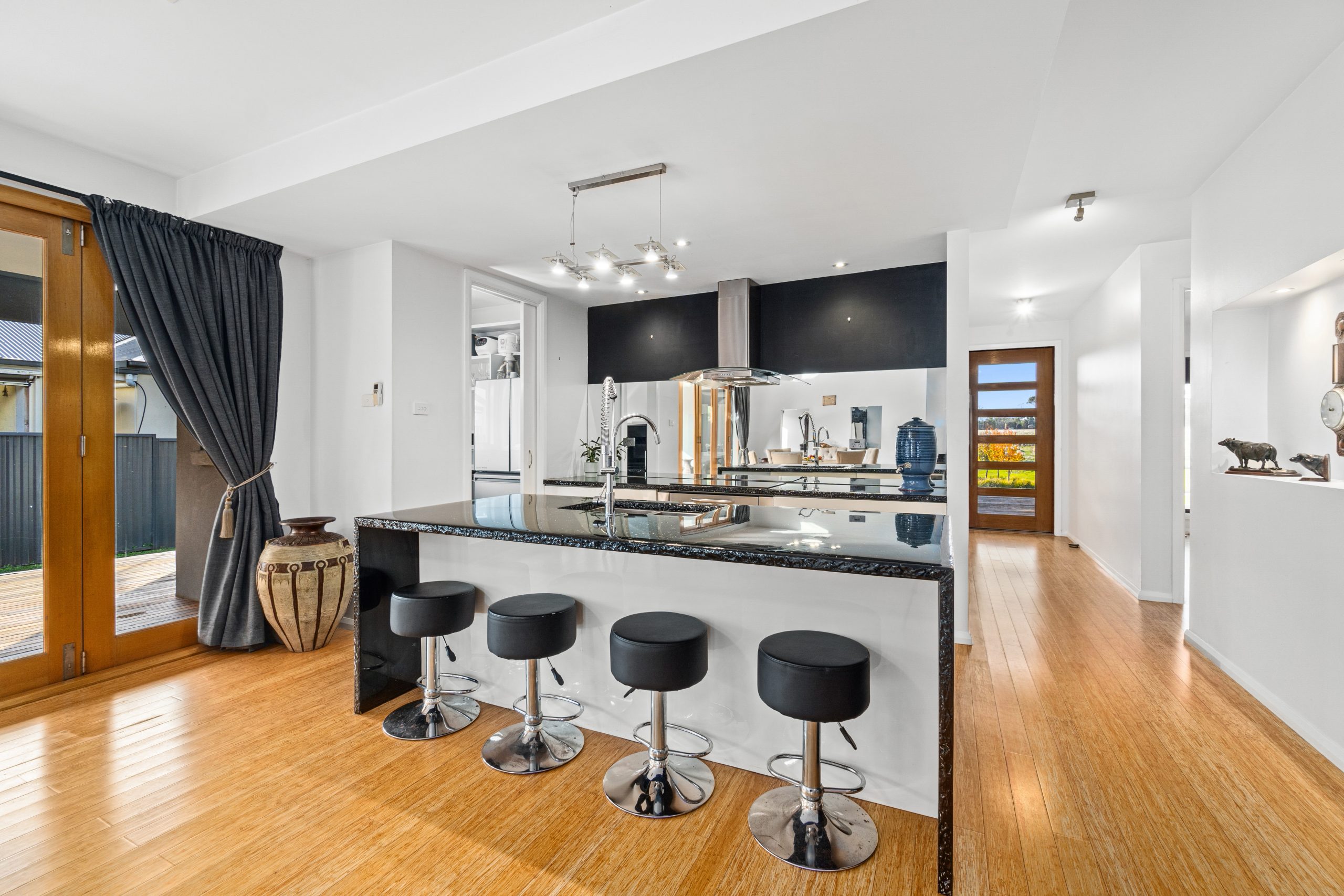 124 Ellavale Drive, Traralgon, VIC 3844 AUS