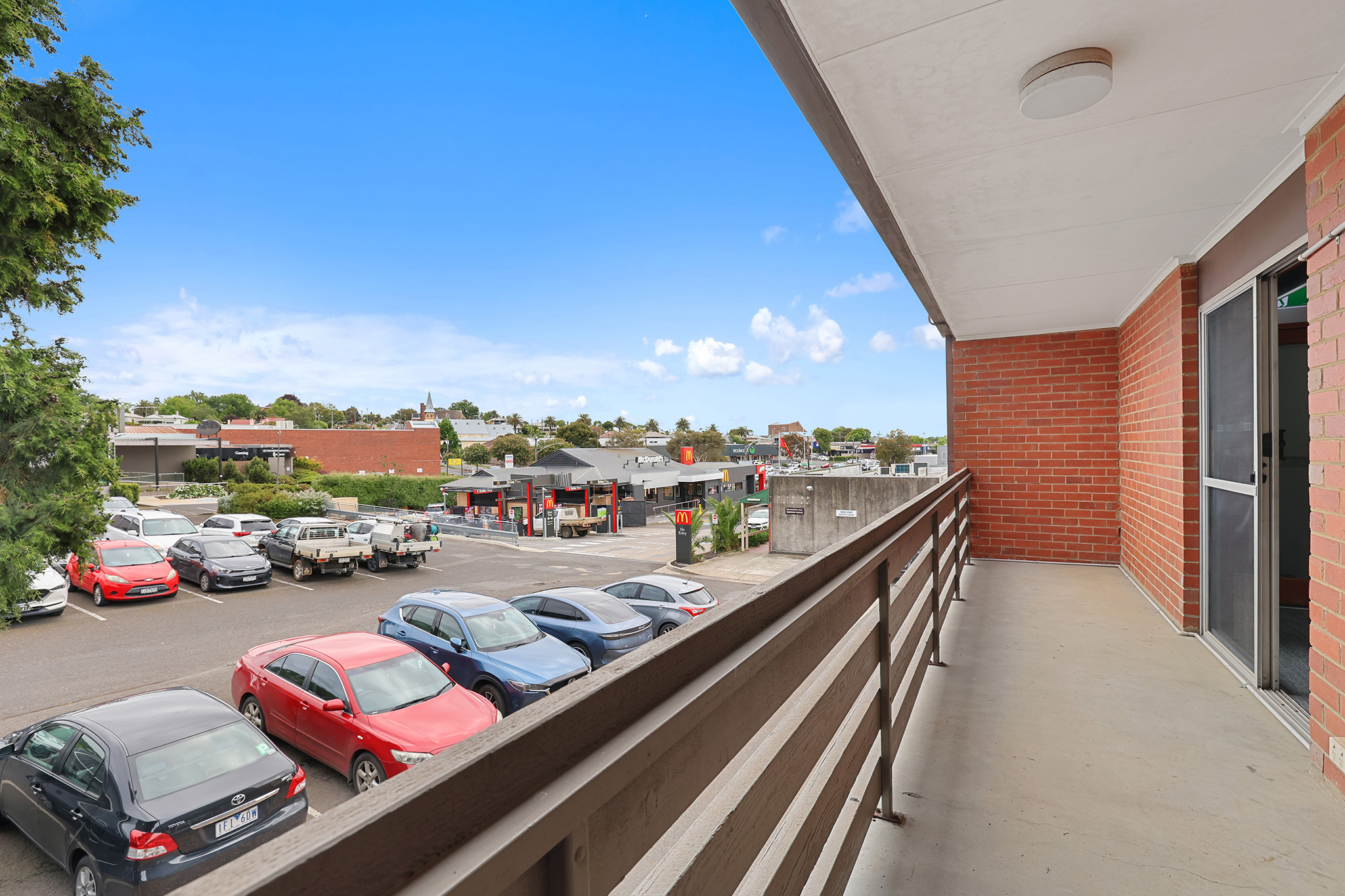 4/9 Napier Street, Warragul, VIC 3820 AUS