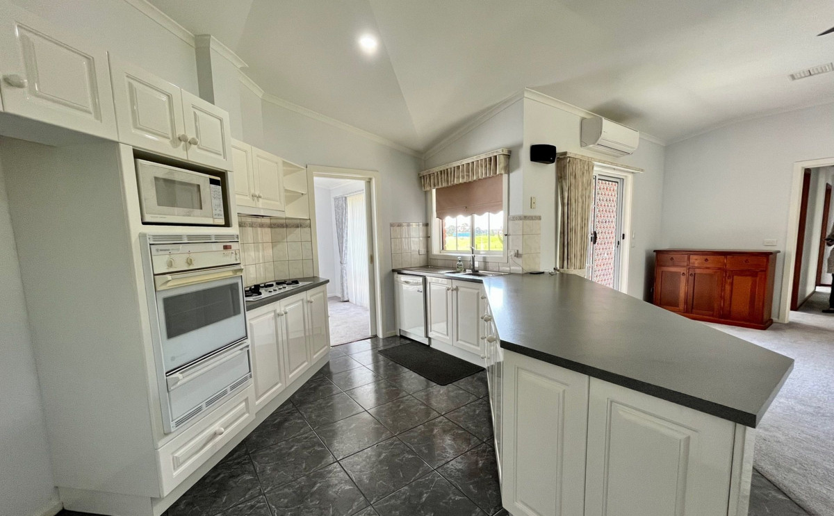 213 Switchback Road, Hazelwood, VIC 3840 AUS